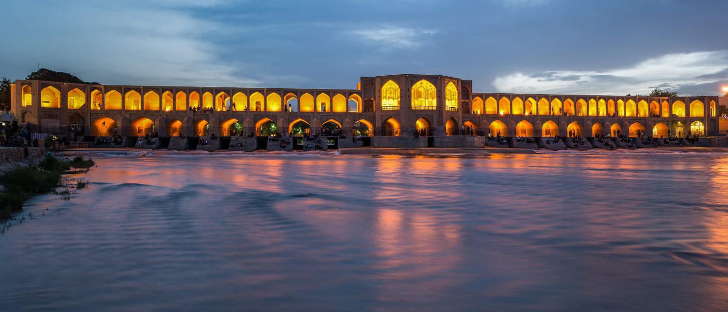 مشاوران املاک در اصفهان